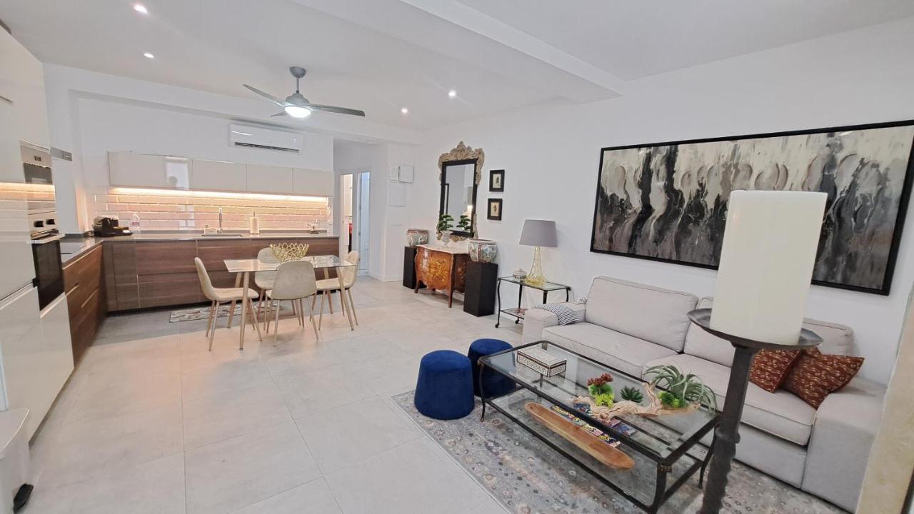 New! Renovated, Centrally Located, Private Entrance, Terrace Valência Exterior foto
