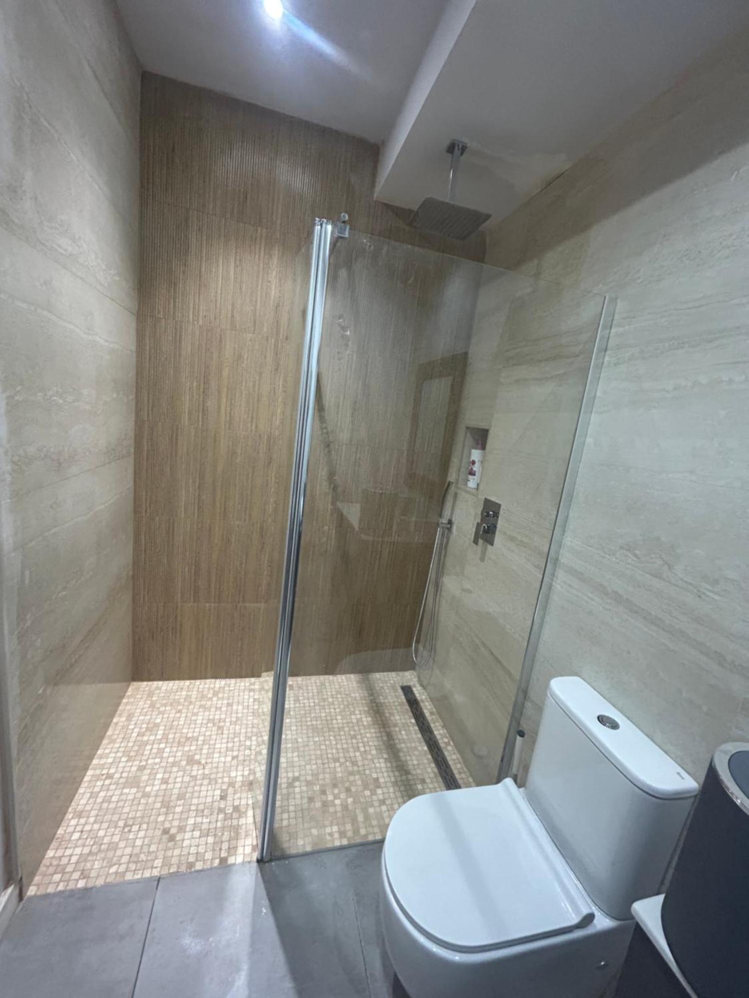 New! Renovated, Centrally Located, Private Entrance, Terrace Valência Exterior foto