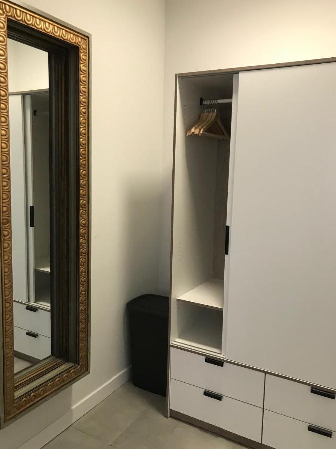 New! Renovated, Centrally Located, Private Entrance, Terrace Valência Exterior foto